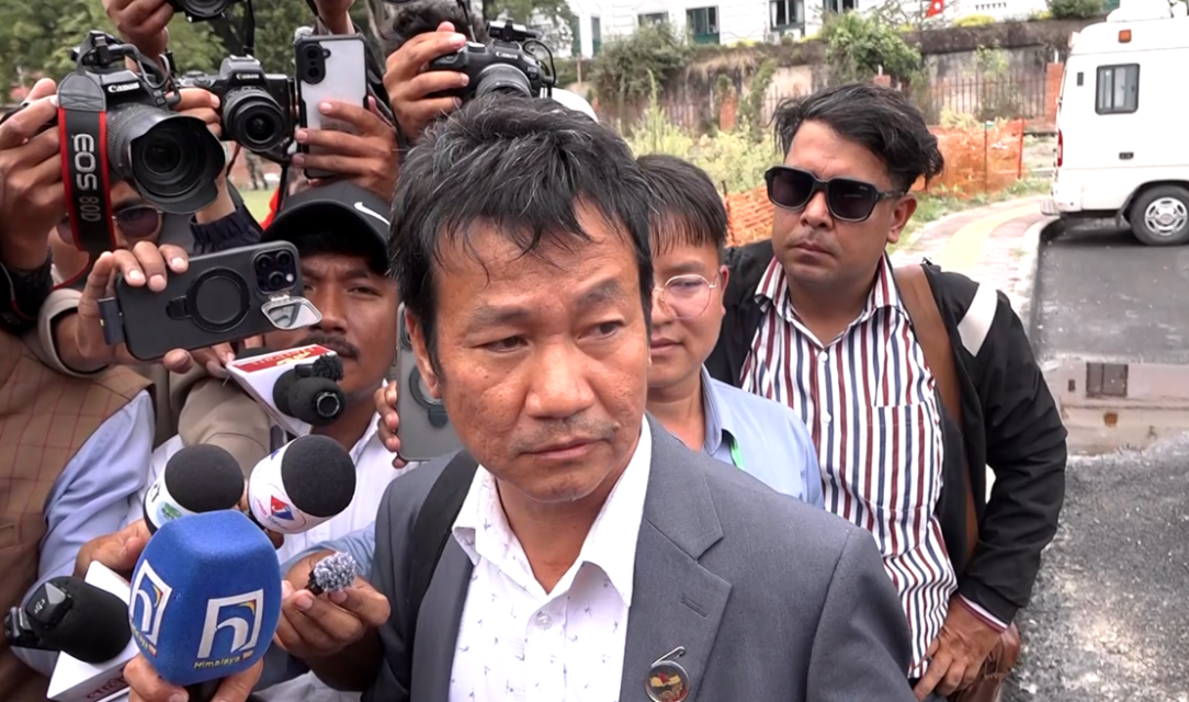 Harka Sampang Accuses Ruling Party of Mismanaging Parliament