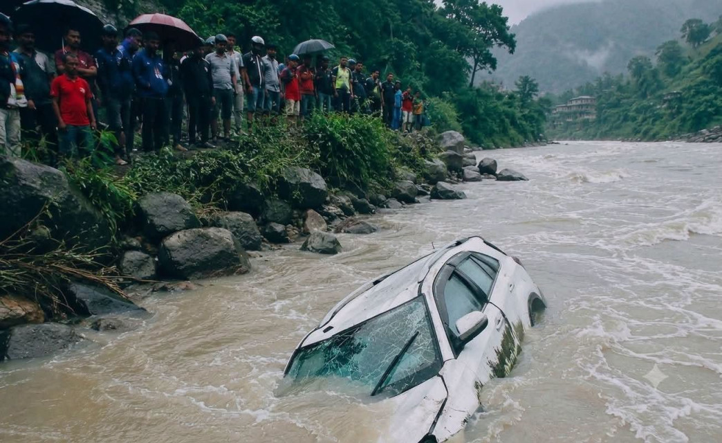 Car Falls into Sunkoshi River After Being Struck by Bus in Fikkal, Sindhuli; Four Missing