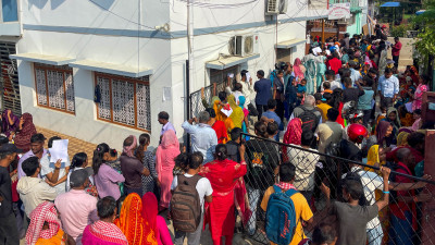 Enthusiastic Public Turnout for Voter Registration at Provincial Election Office in Janakpurdham