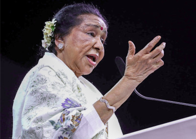 Indian Musical Icon Asha Bhosle Passes Away at 92