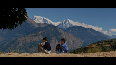 Satire on Educational System and Evaluation Methods in 'Roll No. 1' Trailer