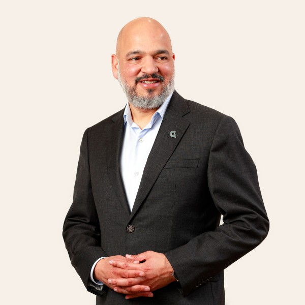 Golchha Group Chairman Shekhar Golchha Sends Message of Positive Change and Unity