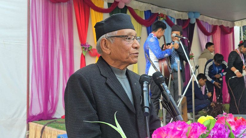 Students Should Be Involved in Extra-Curricular Activities, Not Just Books