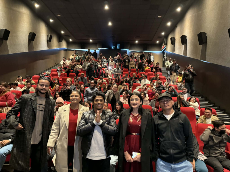 'Gobar Ganesh' Receives Positive Response on Opening Day