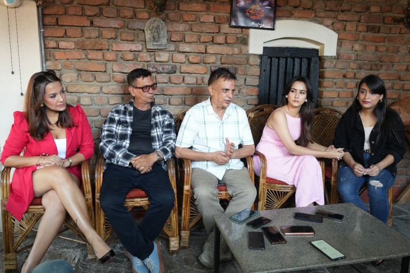 Film ‘Haribahadurko Jutta’ Busy with Promotion