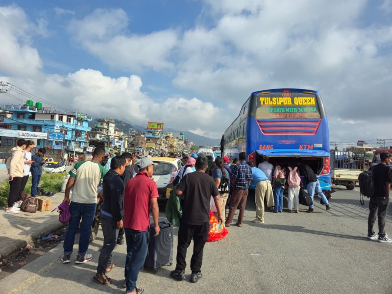 Traffic Surge as Travelers Return to Kathmandu After Dashain