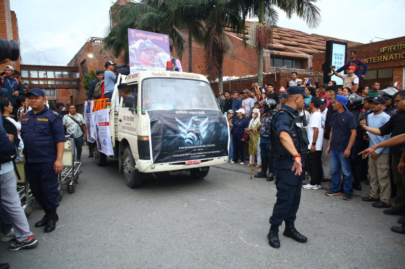 Mortal Remains of Yukta Gurung Brought to Kathmandu; Relatives Overcome with Emotion at the Airport