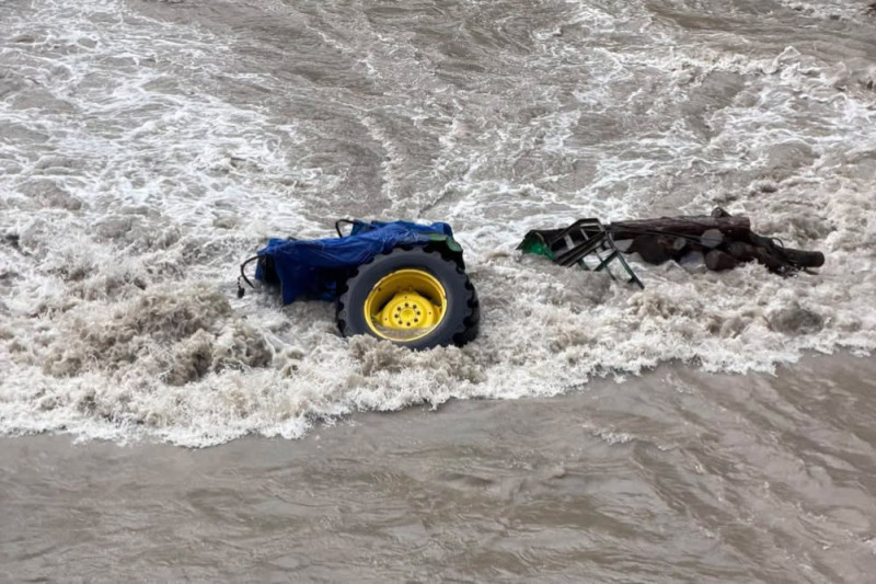2 Missing in Maiwakhola as Tractor Overturns