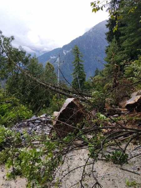 Landslide interrupts 33 kV power line in Manang