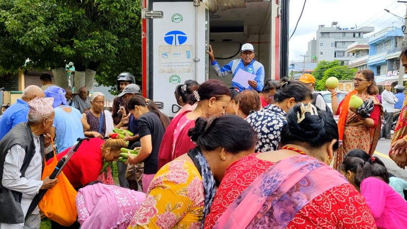 Ambulance Vegetables in Pokhara Gain Popularity, Crowded Markets (With Video)