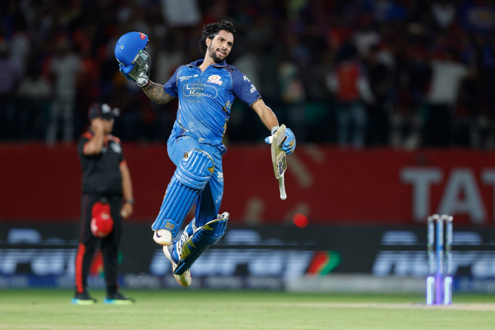 Mumbai Indians Defeat Punjab Kings by 6 Wickets