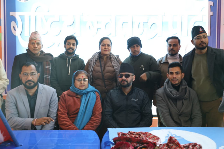 Balen Shah Visits Tikapur, Holds Meeting with RSP Candidate