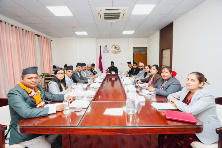 Cabinet Meeting Called Amid Calls to Dismiss Home Minister