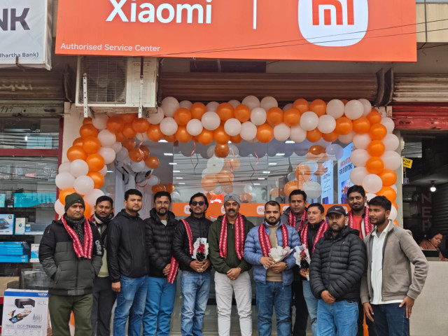 Xiaomi expands its service network in Lahan Chowk in Siraha under Ramesh Corp