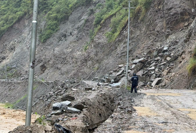 Continuous Rain Affects Highways Nationwide, Dozens of Road Sections Blocked