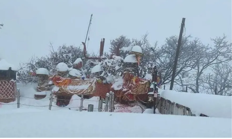 Snowfall Hits Pathibhara Area in Taplejung