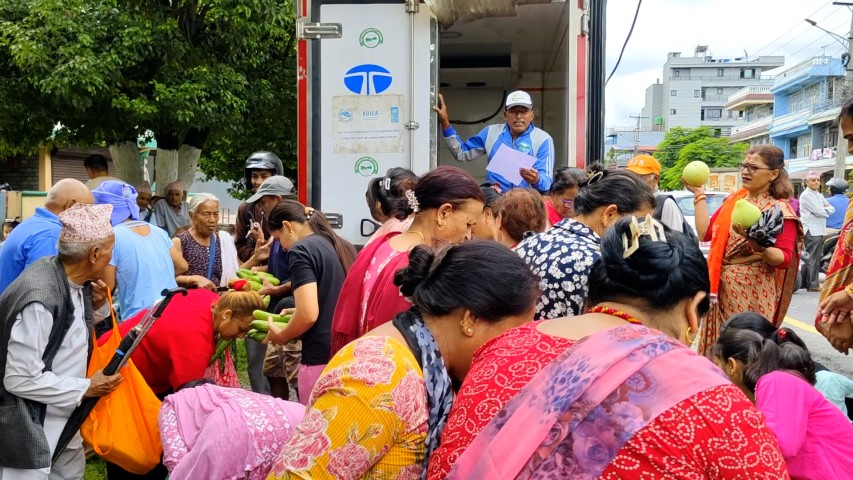 Ambulance Vegetables in Pokhara Gain Popularity, Crowded Markets (With Video)