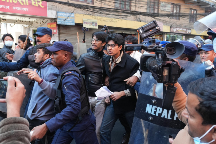 Gen Z Group Barred from Entering Singha Durbar, Pushed Back by Police to Anamnagar Bridge