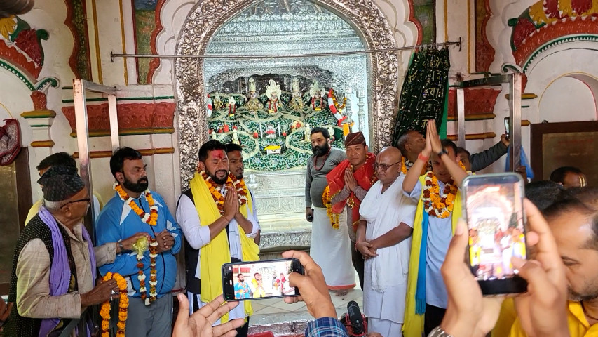 Rabi Lamichhane Visits Janaki Temple in Janakpur