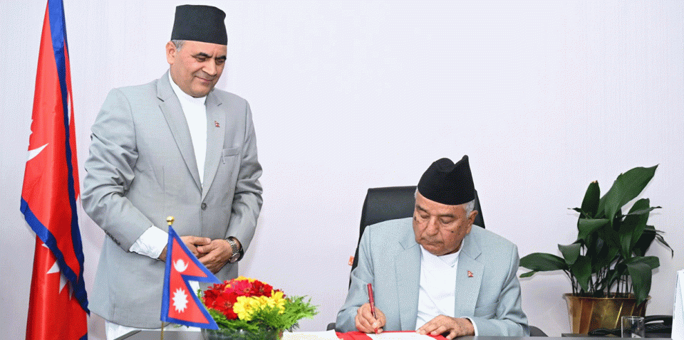 President Issues Ordinance to Amend Voter List Act 2073