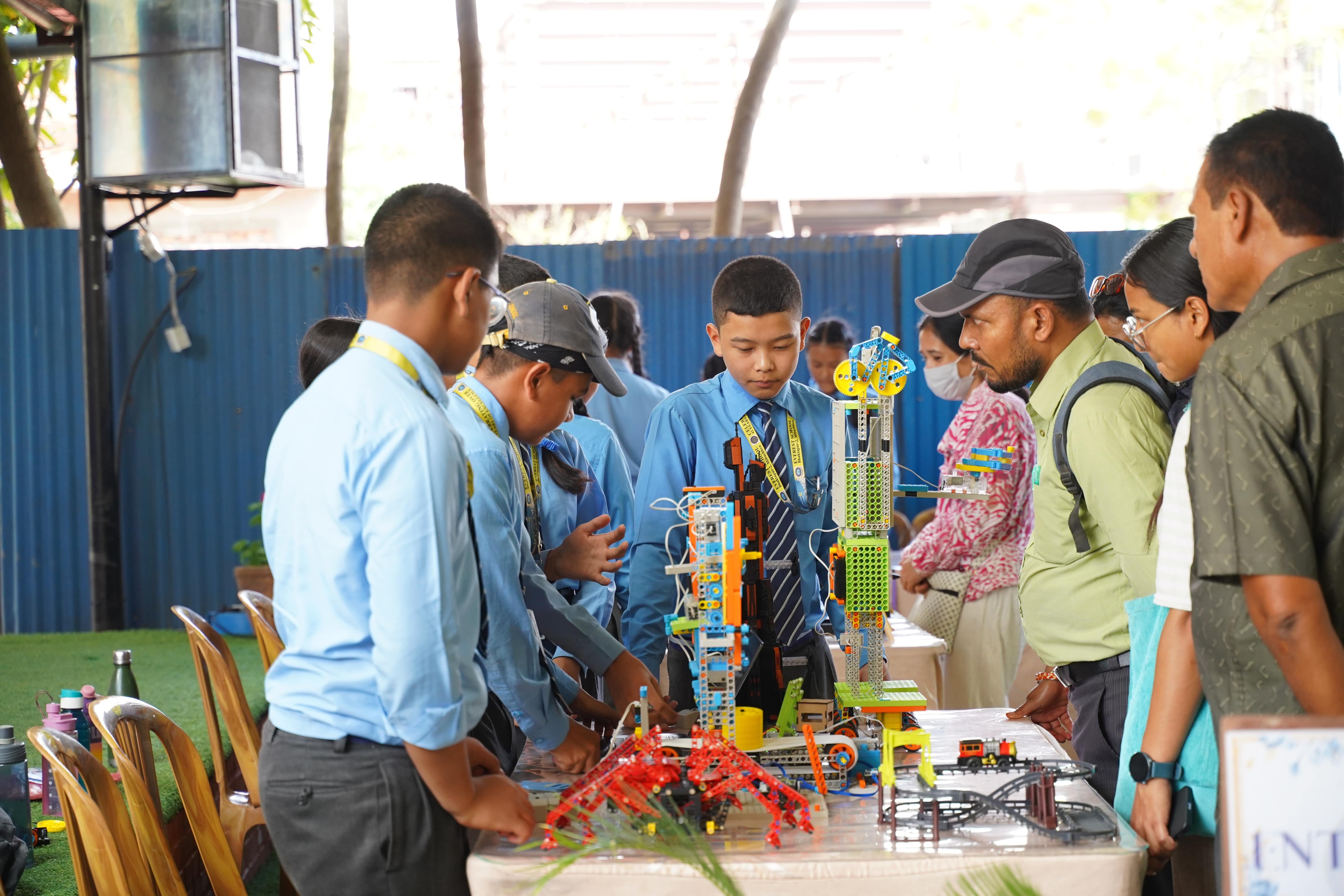 Creative Science Exhibition Concludes at Everest School