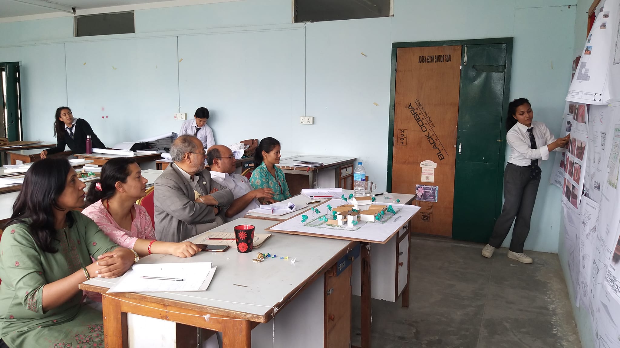 Students at NEC Attracted to Computer Engineering and Information & Communication Engineering