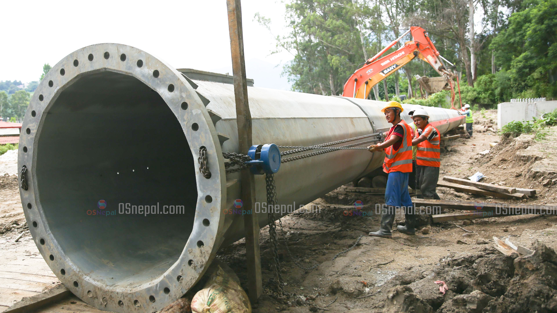 TU-cricket-stadium-floodlight-installation-(2)-1756803162.jpg