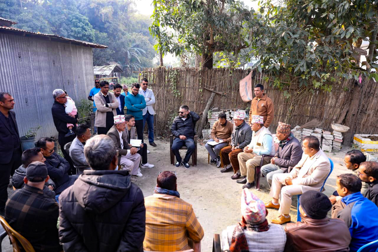 balen-discussing-with-public-in-jhapa-(2)-1770095113.jpg