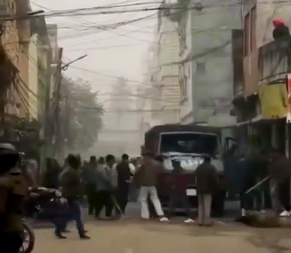 Clash in Birgunj as Security Personnel Raid Warehouse Over Suspected Revenue Evasion