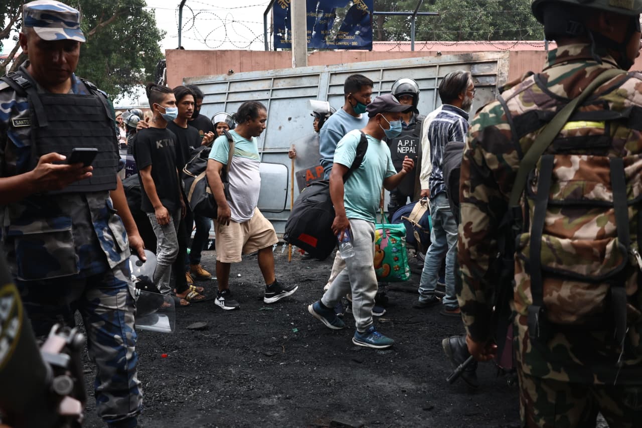 dillibazar-karagar-kaidi--(4)-1757492784.jpg