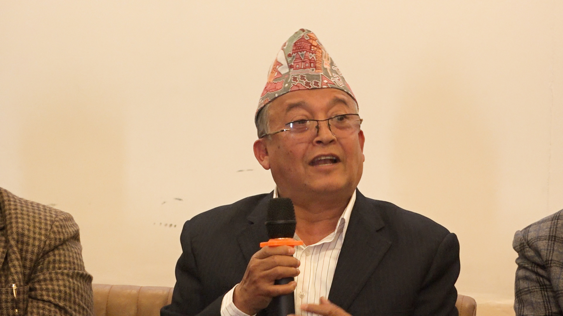 Former Election Chief Questions Voting Barriers for Citizens Within the Country