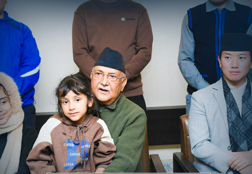 UML Chairman Oli Intensifies Meetings with Voters and Youth in Jhapa-5