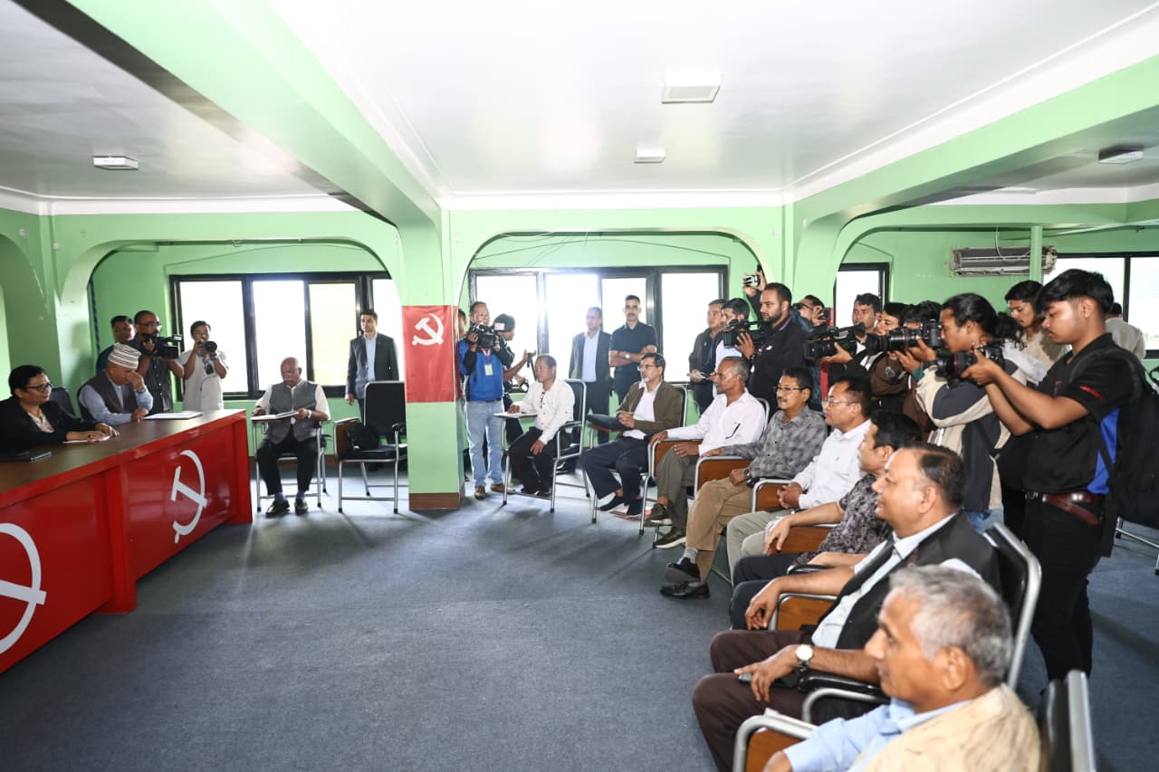 maoist-meeting-(1)-1758443679.jpg