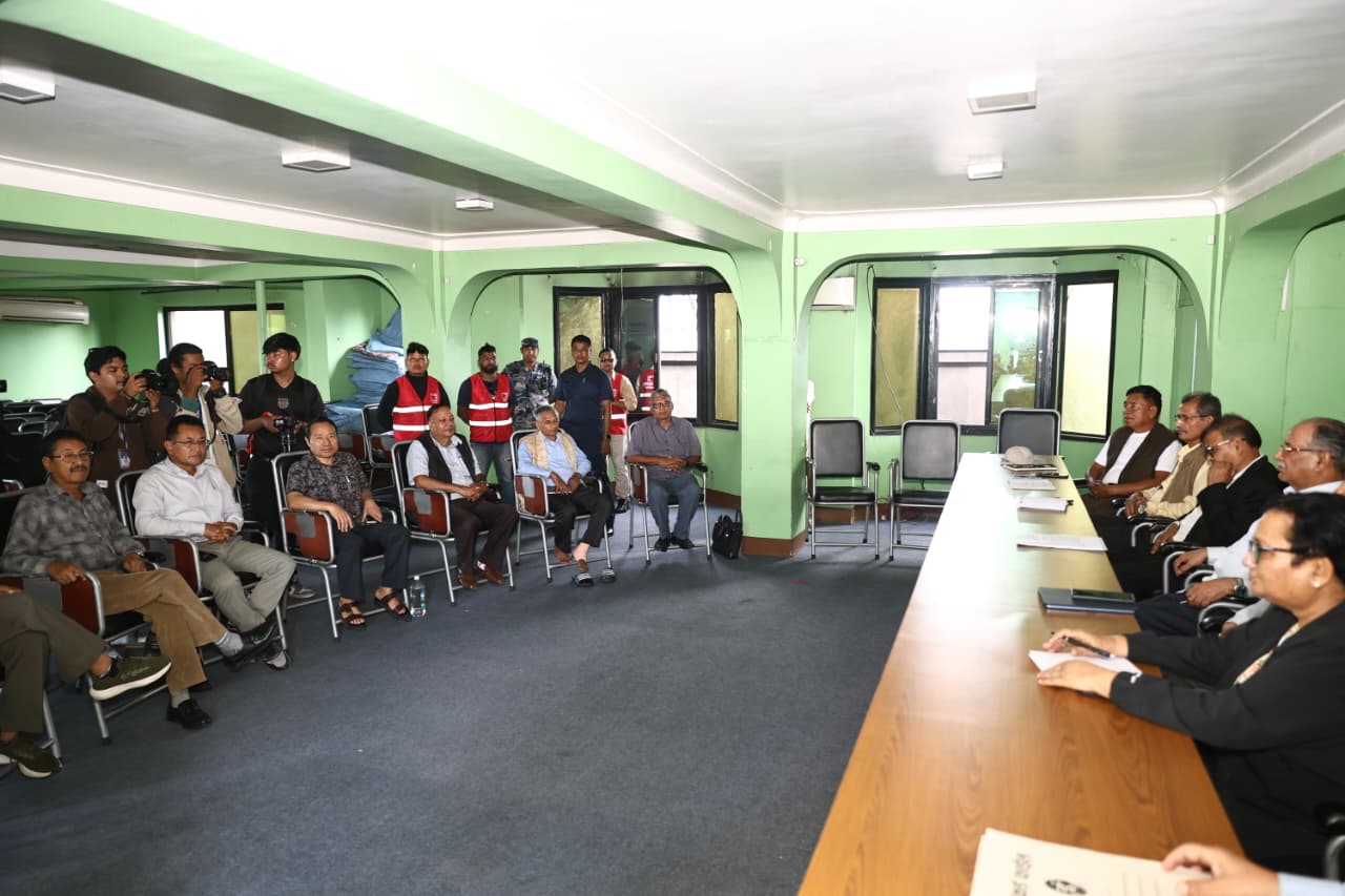 maoist-meeting-(2)-1758443678.jpg