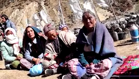 Life on Hold: Mugu Village Deserted as Temperatures Plummet