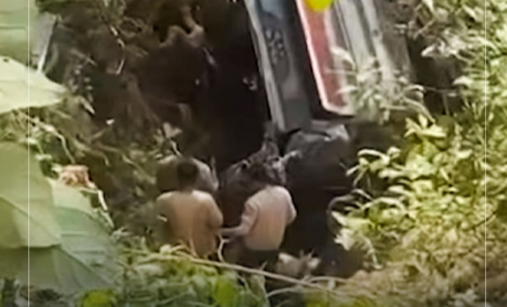 Nepali Army Bus Accident in Bhojpur, 24 Injured