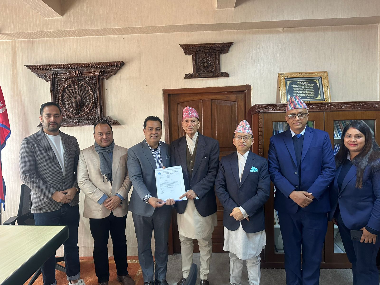 NRN Association Meets Foreign Minister Sharma, Regarding Convention Preparations