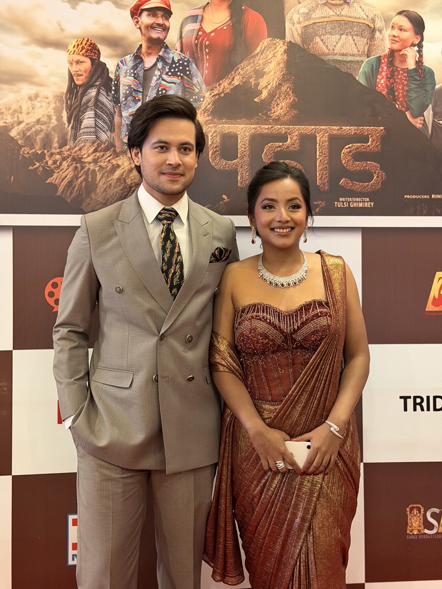 pahaad-premiere-(3)-1776065371.jpg