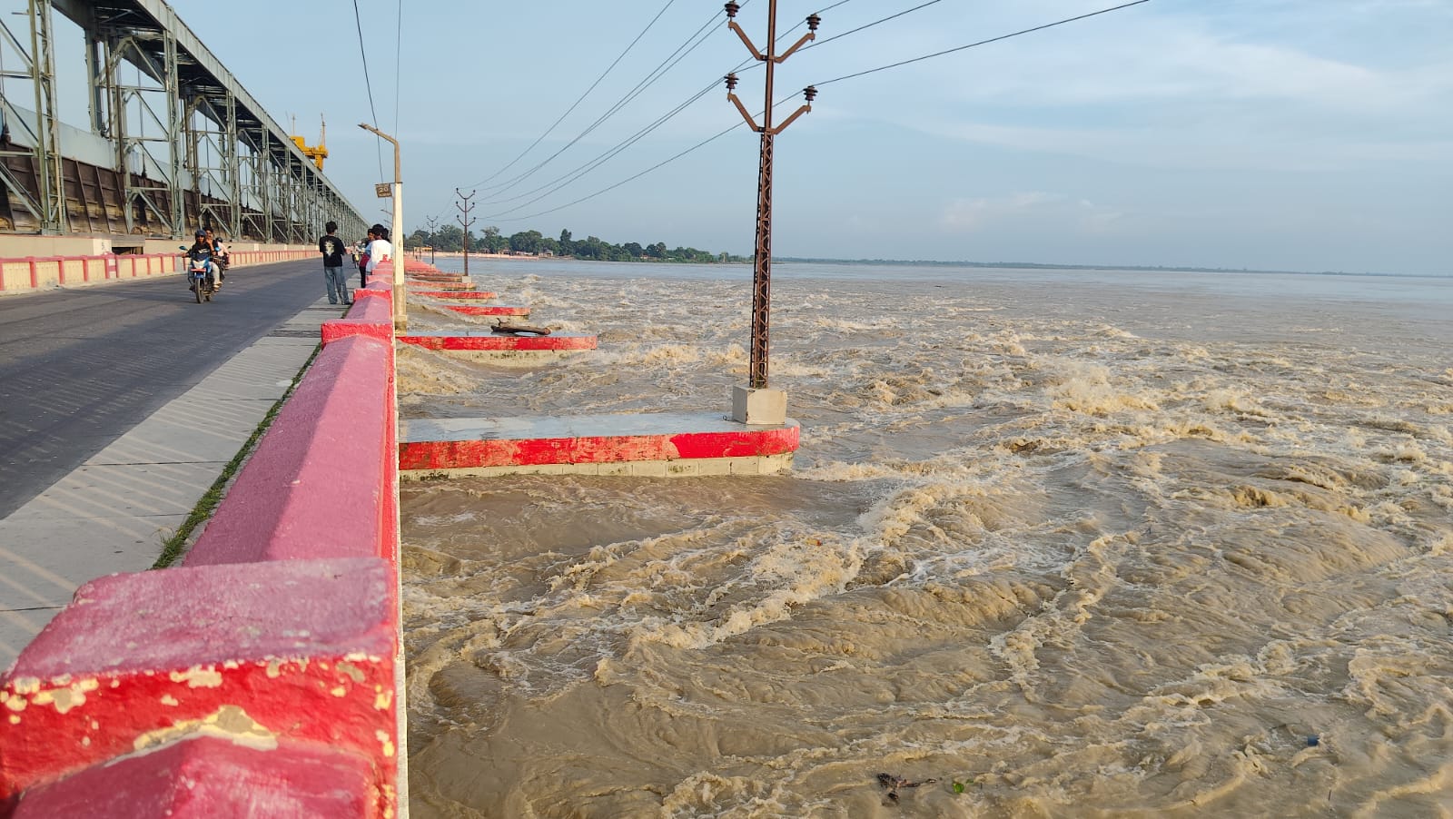 Koshi Barrage Water Flow Reaches 190,000 Cusecs; 24 Gates Opened, Authorities Urge Caution