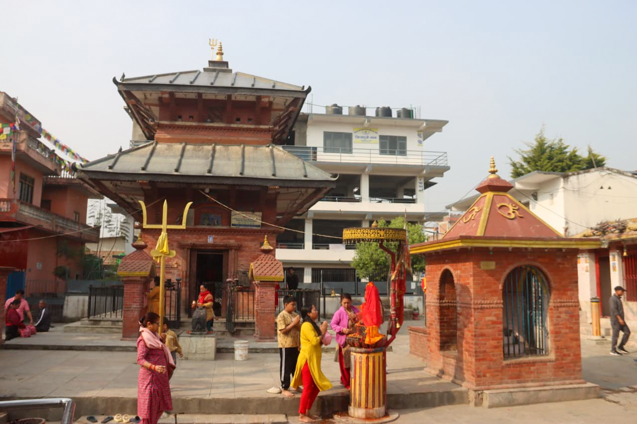 Devotees Gather at Tarkeshwor Dham on Ram Nawami