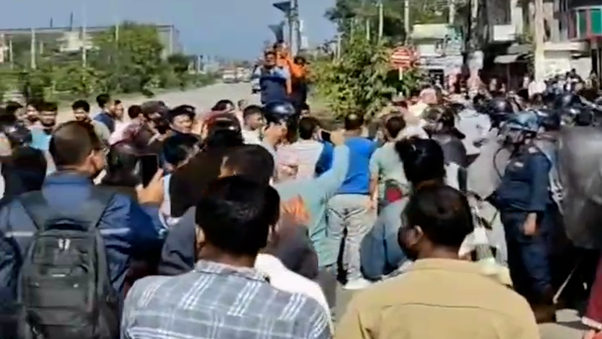 Dialogue Preparation Underway Between Protesting Gen Z Group and Administration in Simara, Bara