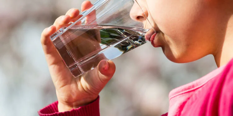 Benefits of Drinking Warm Water on an Empty Stomach